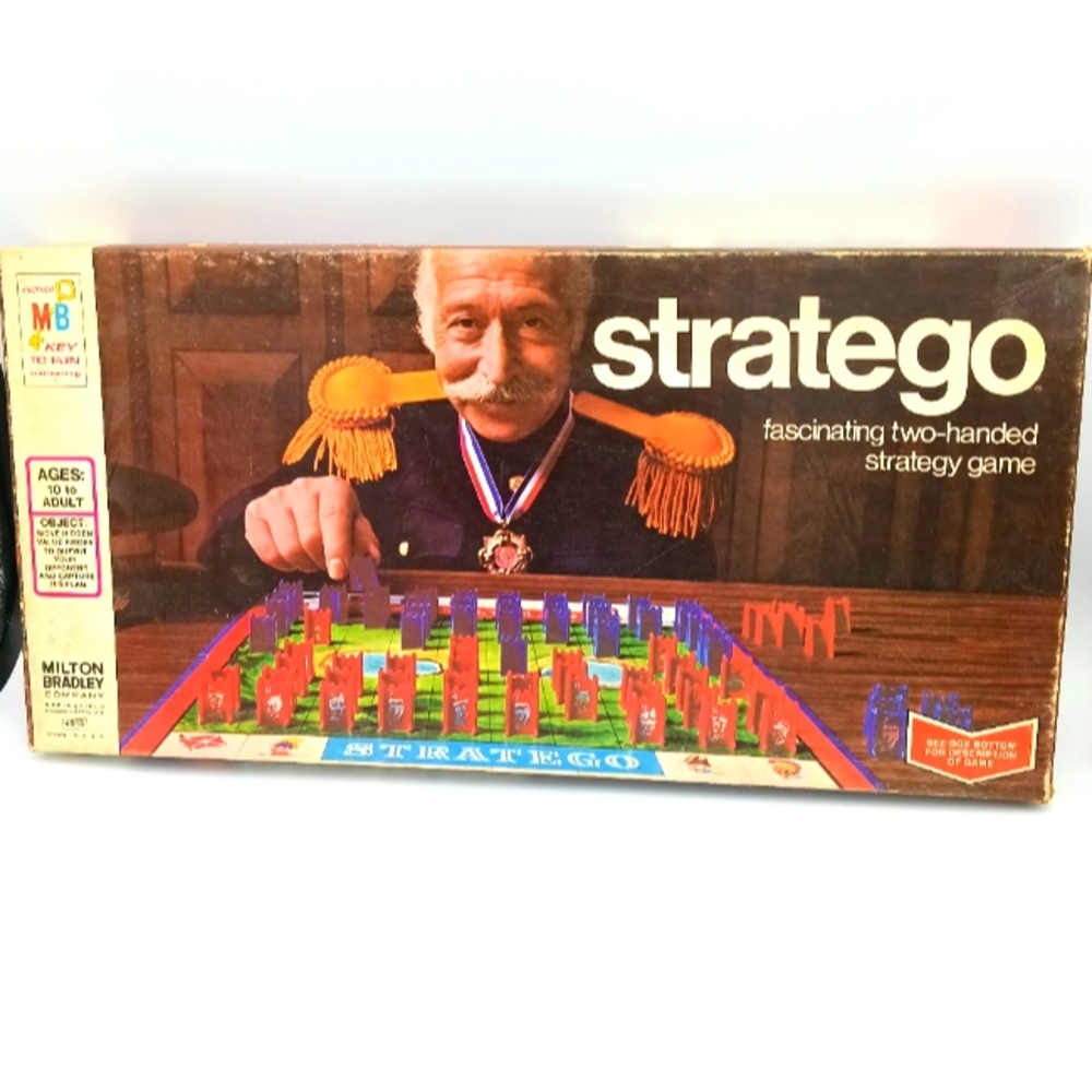 Vintage 1977 Stratego Board Game by Milton Bradley Complete